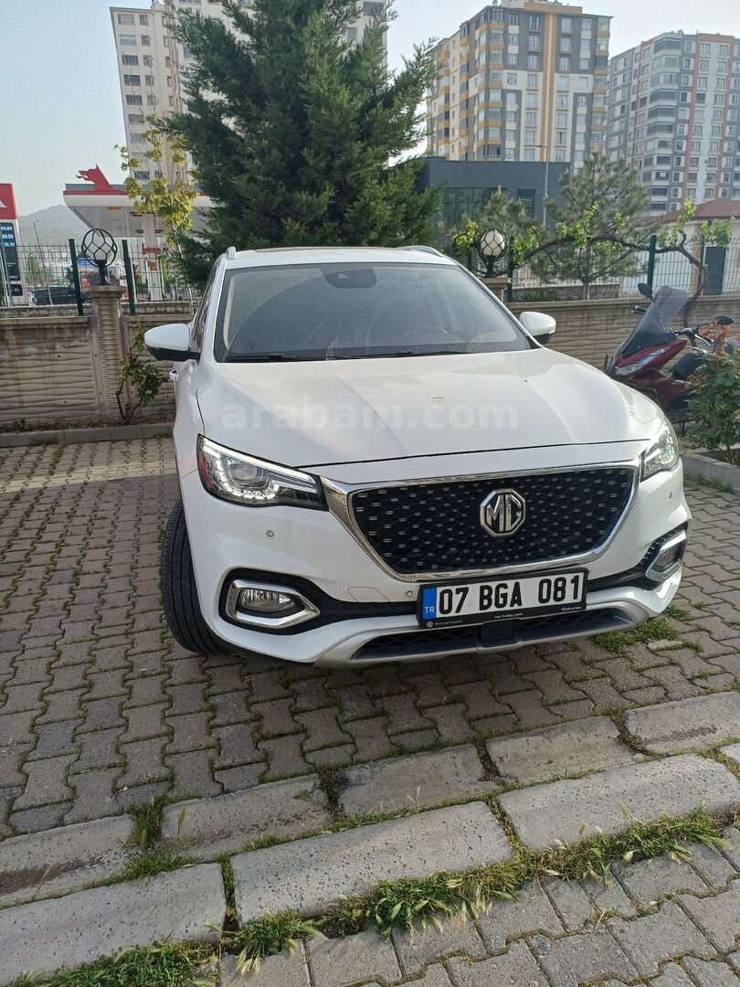 Sahibinden MG HS 1.5 T-GDI Luxury 2022 Model 55000 km Beyaz 2