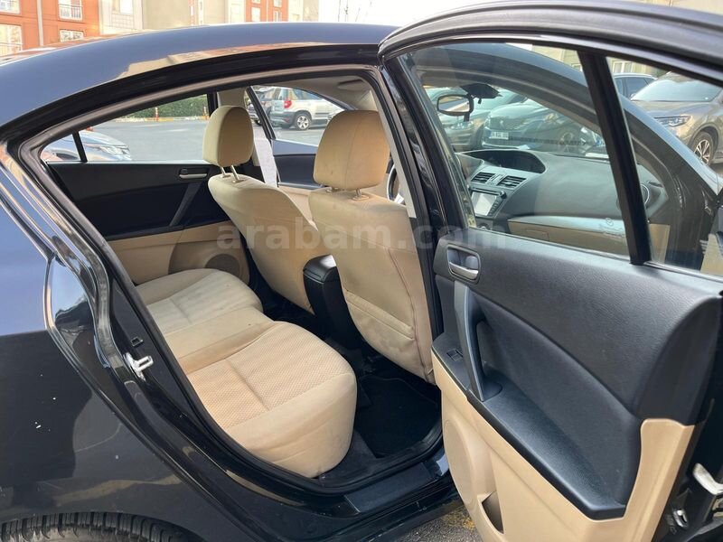 Sahibinden Mazda 3 1.6 Impressive 2011 Model 265.000 km Siyah