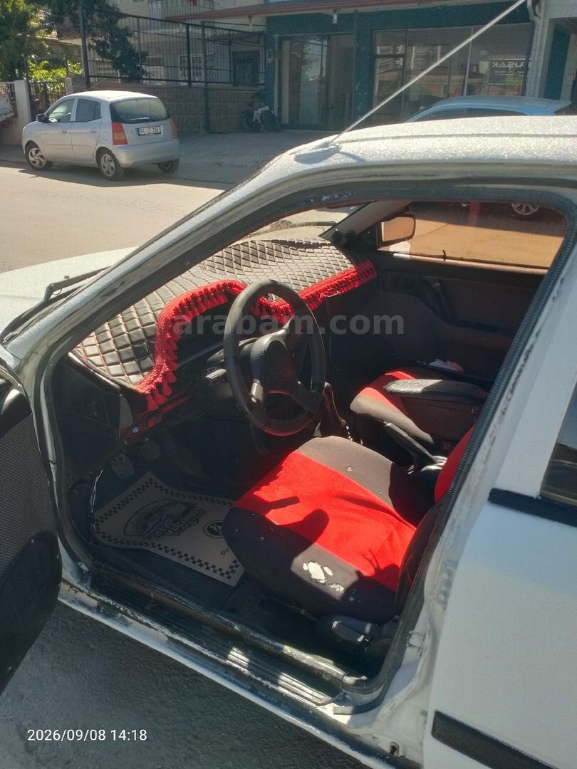 Sahibinden Mazda 323 1.6 F 1990 Model 6