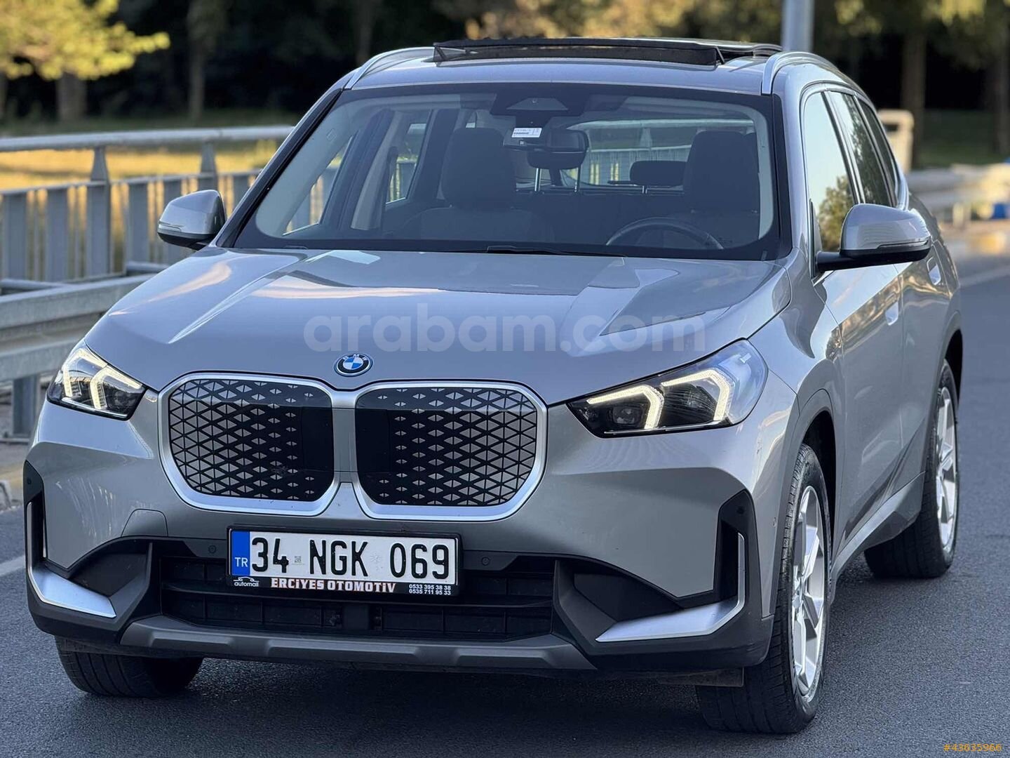 2025 Model iX1 -- CAM TAVAN--Hafıza--Tramersiz--TEMİZ---%20 KDV. 3