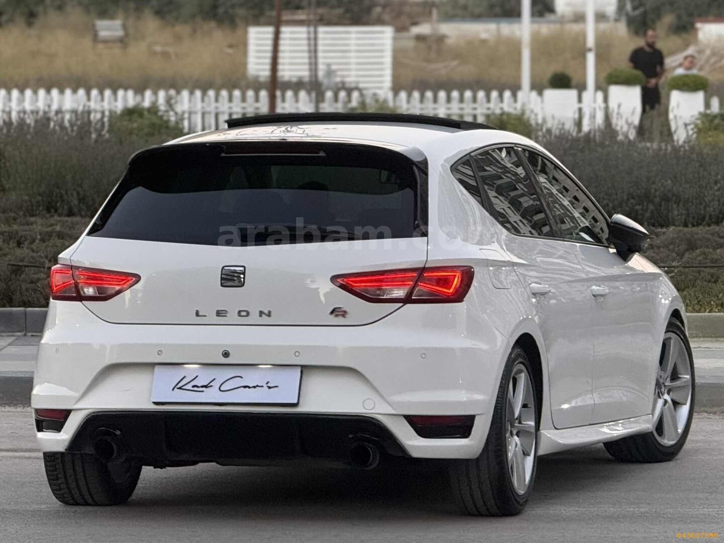 Galeriden Seat Leon 1.6 TDI CR Style 2014 Model Ankara 229.000 km Beyaz 5