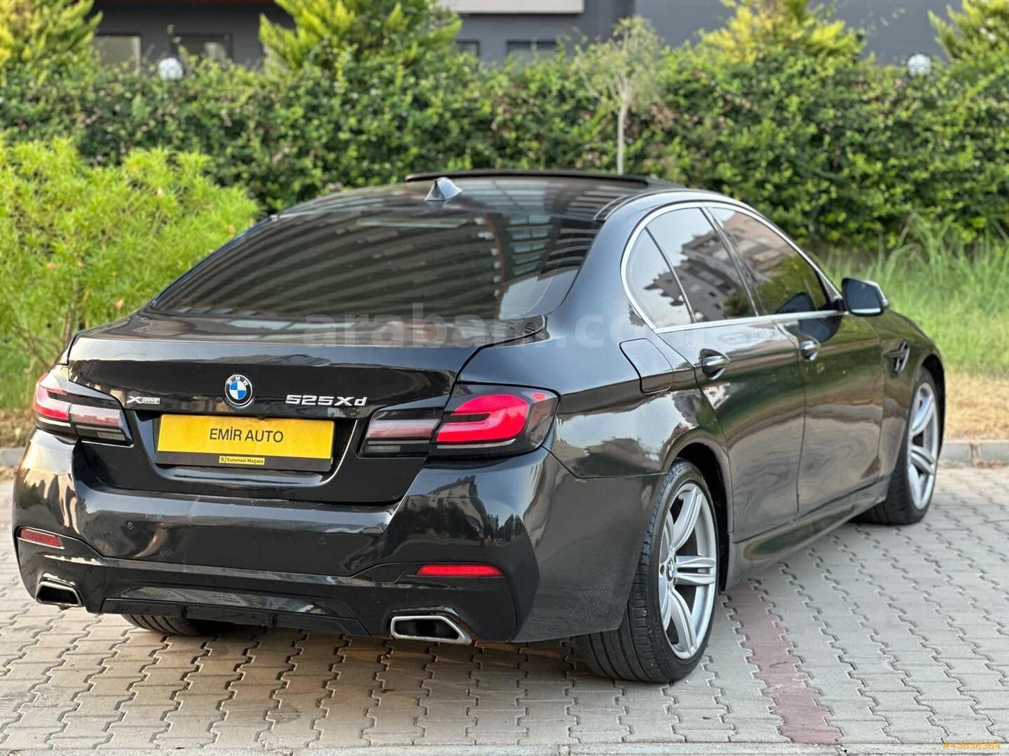 Galeriden BMW 5 Serisi 525d xDrive M Sport 2013 Model Mersin 370.000 km Siyah 4