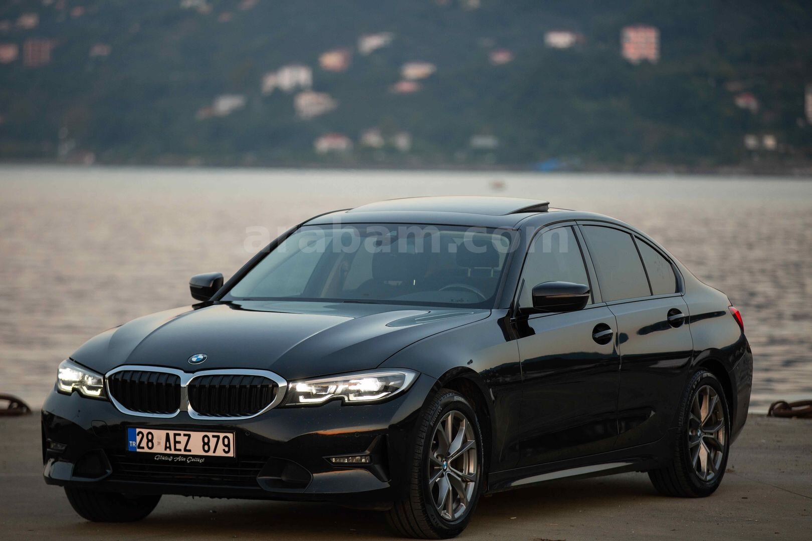 Galeriden BMW 3 Serisi 320i First Edition Sport Line 2020 Model Giresun 105.000 km Siyah 1