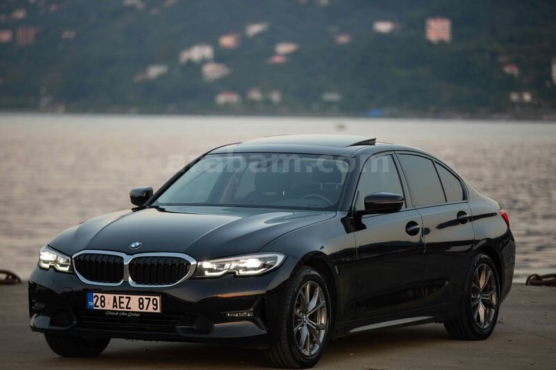 Galeriden BMW 3 Serisi 320i First Edition Sport Line 2020 Model Giresun 105.000 km Siyah 1