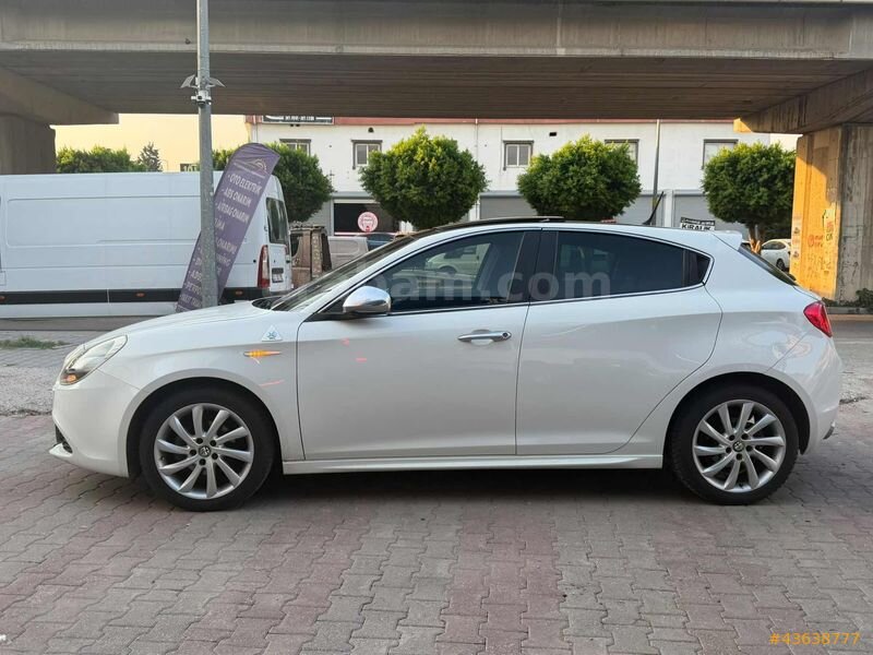 2013 GİULİETTA 1.6 JTD DİSTİNCTİVE _CAM TAVAN_ BOSE + ISITMA 5