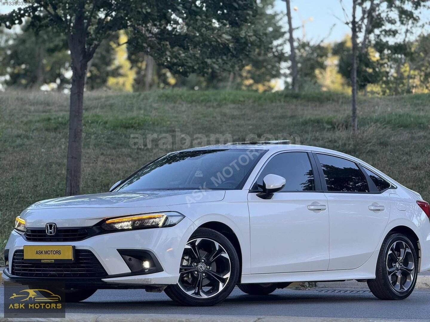 Galeriden Honda Civic 1.5 i-VTEC Executive Plus 2022 Model İstanbul 39.000 km Beyaz 2