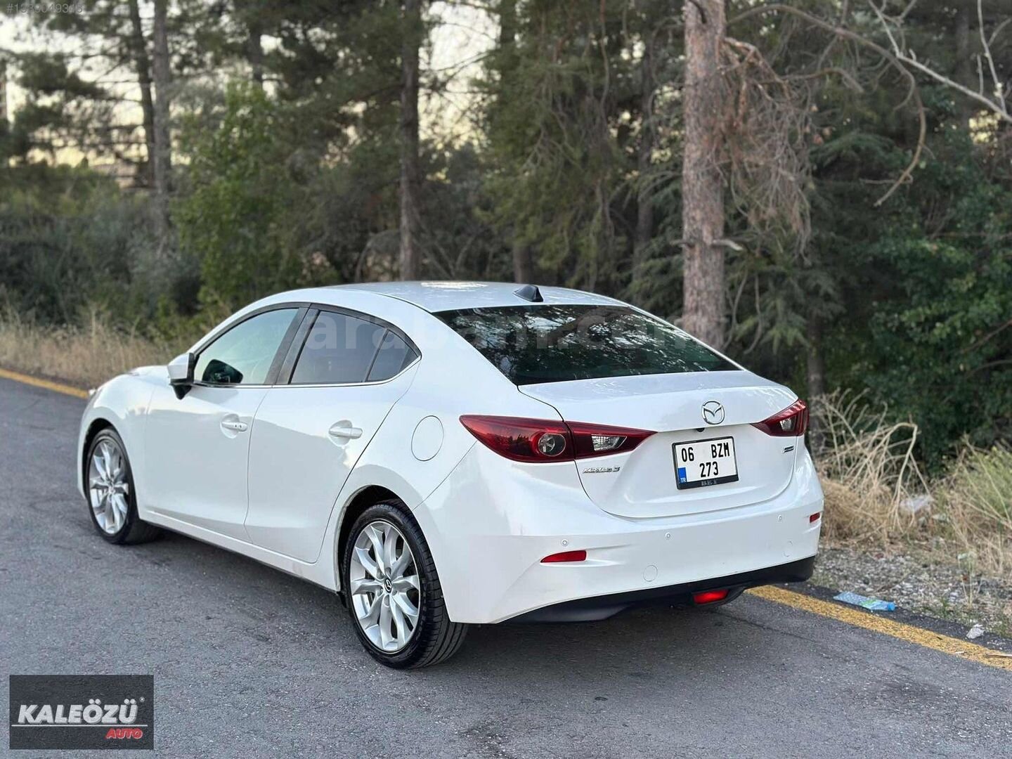 2015 MAZDA 3 ' 1.5 BENZİN TAM OTOMATİK VİTES SEDEFLİ BEYAZ 6