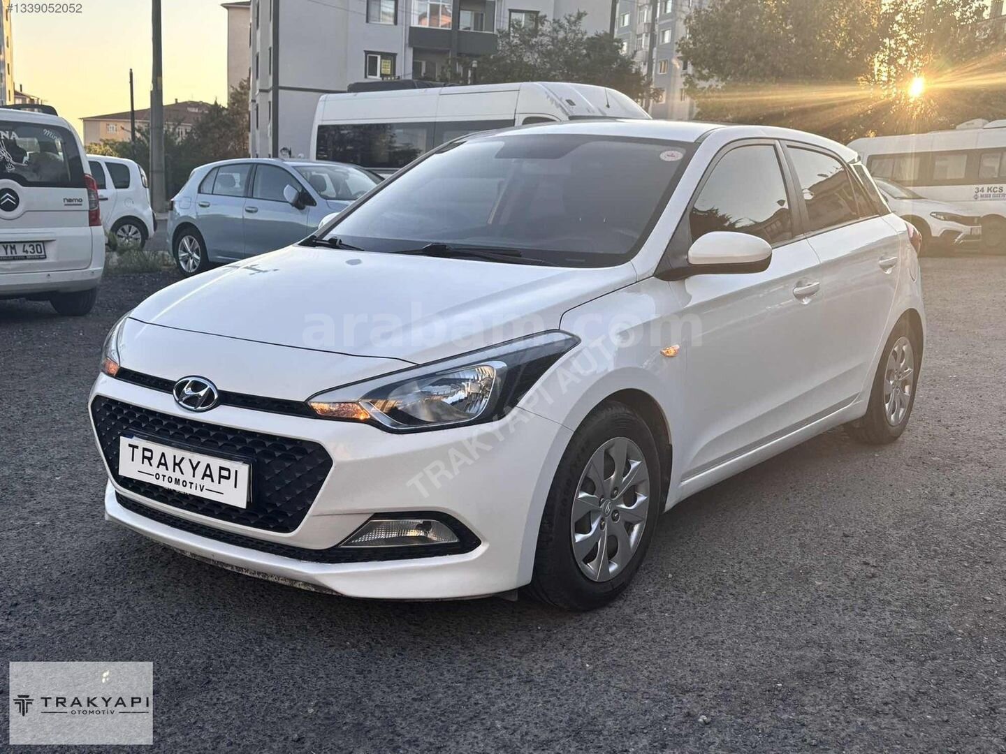 Galeriden Hyundai i20 1.4 MPI Jump 2015 Model Tekirdağ 190.000 km Beyaz 3