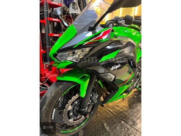 Galeriden Kawasaki Ninja 650 2023 Model Gaziantep 7.000 km Yeşil