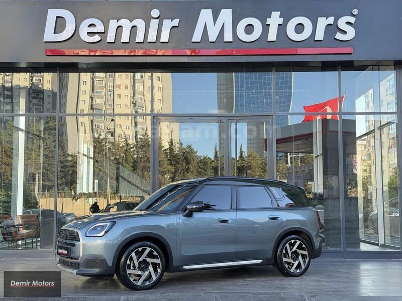 DEMİR MOTORS 2025 FAVOURED-MASAJ-ISITMA-19 JANT-AMBİYANS-BOYASIZ 1