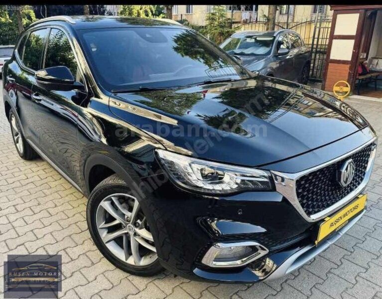 R&S MOTORS BOYASIZ MG 2023 İÇİ KIRMIZI SERVİS BAKIM GARANTİLİ