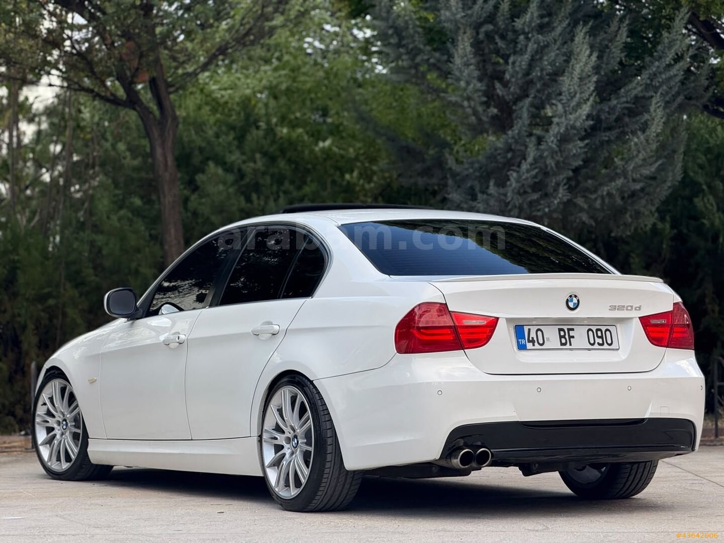 Galeriden BMW 3 Serisi 320d M Sport 2010 Model Kırşehir 290.000 km Beyaz 6