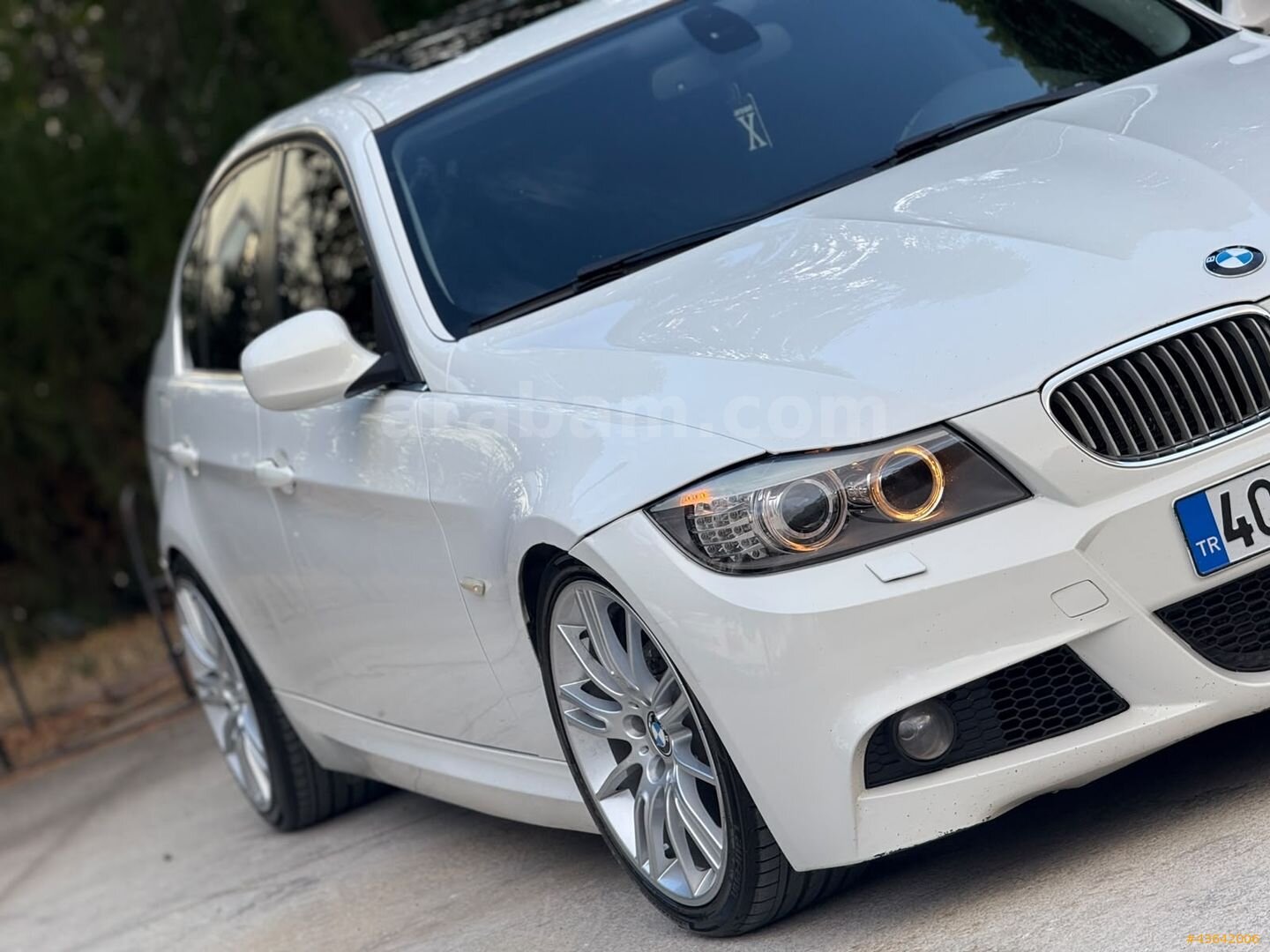 Galeriden BMW 3 Serisi 320d M Sport 2010 Model Kırşehir 290.000 km Beyaz 7