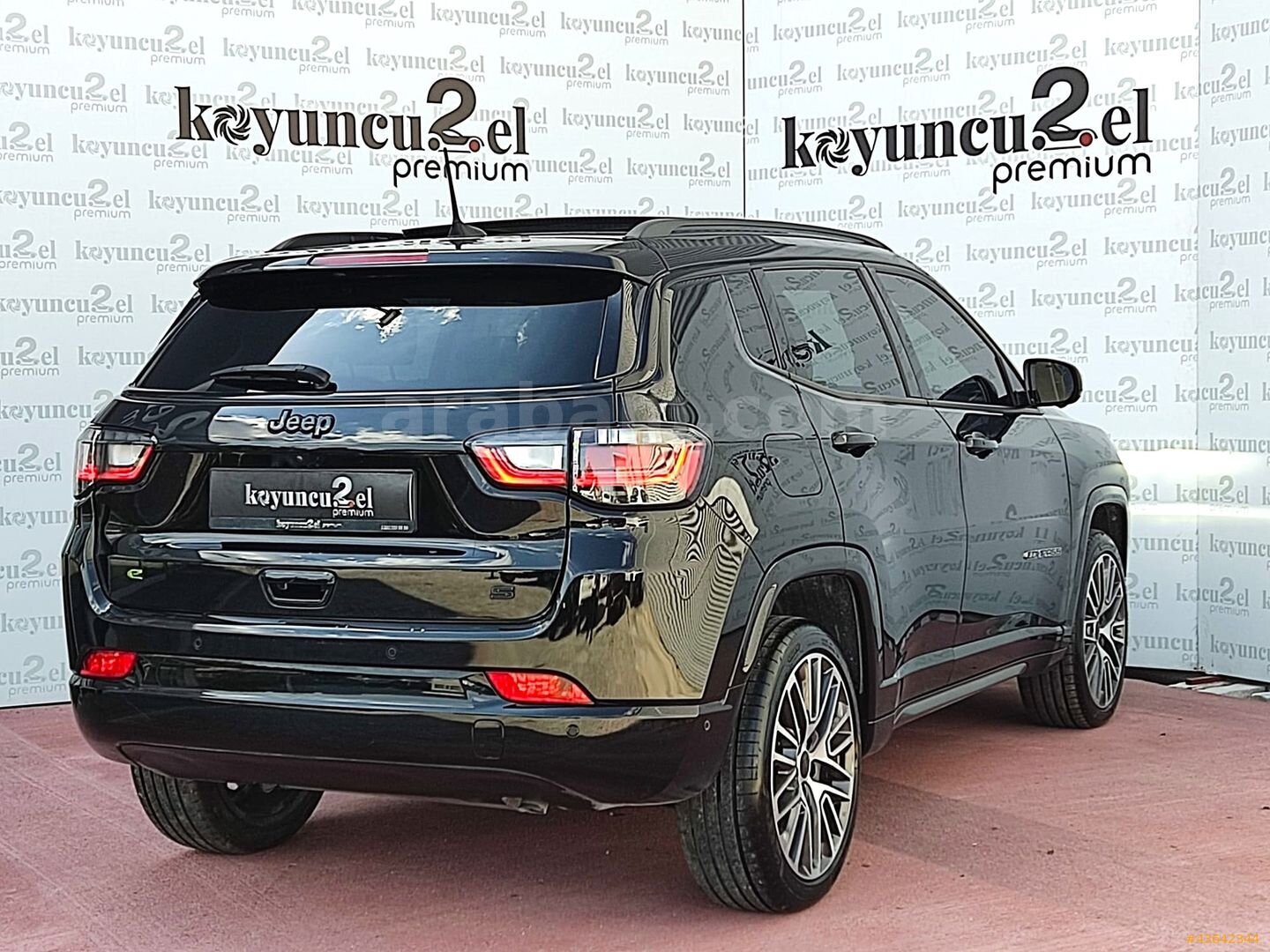 KOYUNCU FİAT 2024 JEEP COMPASS 1.5 E-HYBRİD SUMMİT 4x2 6
