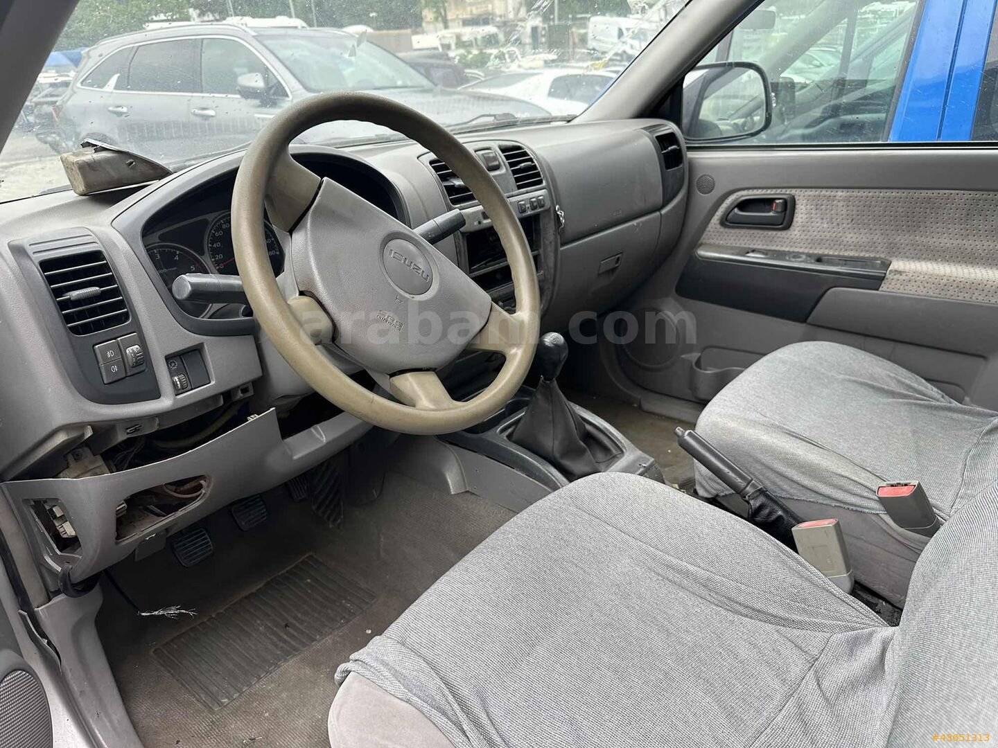 ALDATMAZ PLAZA'DAN 2006 MODEL ISUZU D-MAX 2.5 D 4X4 6