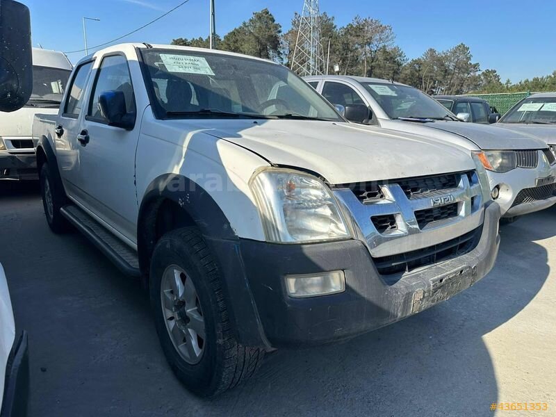 ALDATMAZ PLAZA'DAN 2006 MODEL ISUZU D-MAX 2.5 D 4X4