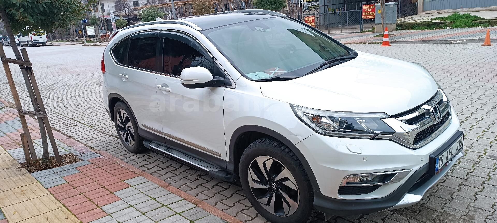 Acil satılık Sahibinden Honda CR-V 1.6 i-DTEC Executive 2015 Model 166.000 km Beyaz 6