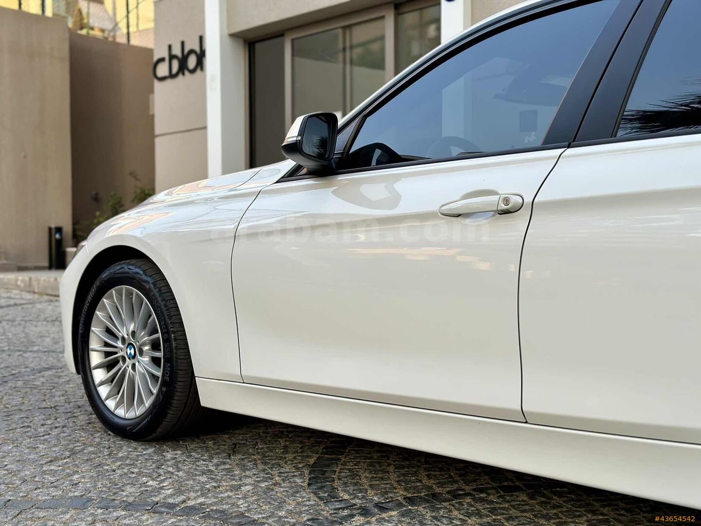Galeriden BMW 3 Serisi 320d Standart 2012 Model İzmir 62.500 km Beyaz 5