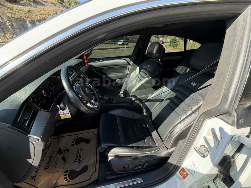 Sahibinden Volkswagen Arteon 1.5 TSI R Line 2017 Model Çorum 195.000 km Beyaz