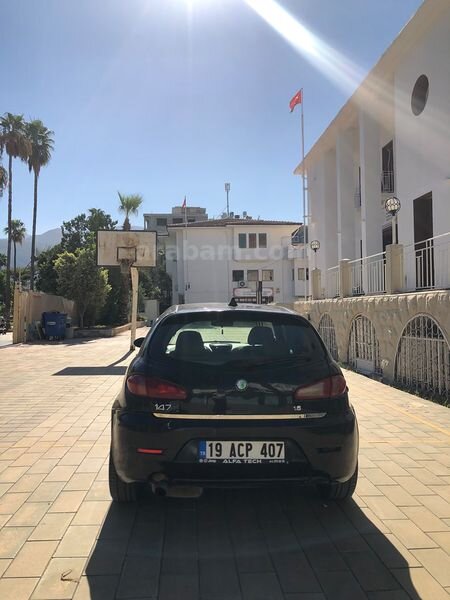 Sahibinden Alfa Romeo 147 1.6 TS Değişen yok, Hasar kaydı yok 5