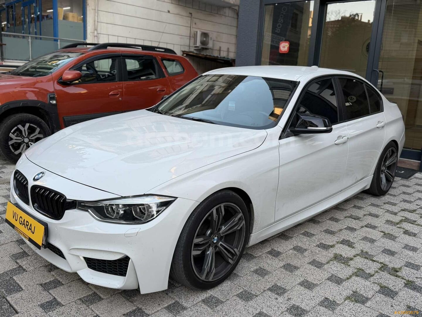 Galeriden BMW 3 Serisi 316i Comfort 2012 Model İstanbul 259.000 km Beyaz 6