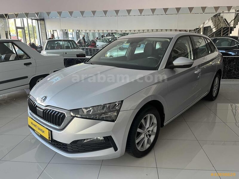 Galeriden Skoda Scala 1.0 TSI Elite 2022 Model Konya 139.500 km Gri
