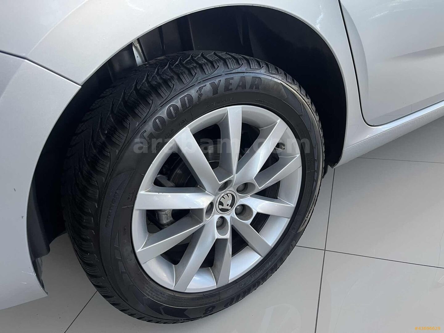 Galeriden Skoda Scala 1.0 TSI Elite 2022 Model Konya 139.500 km Gri 6