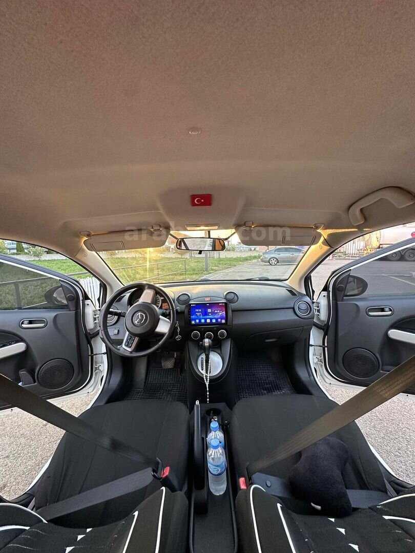 Otomatik Mazda 2 1.5 Go 2013 Düşük km 7