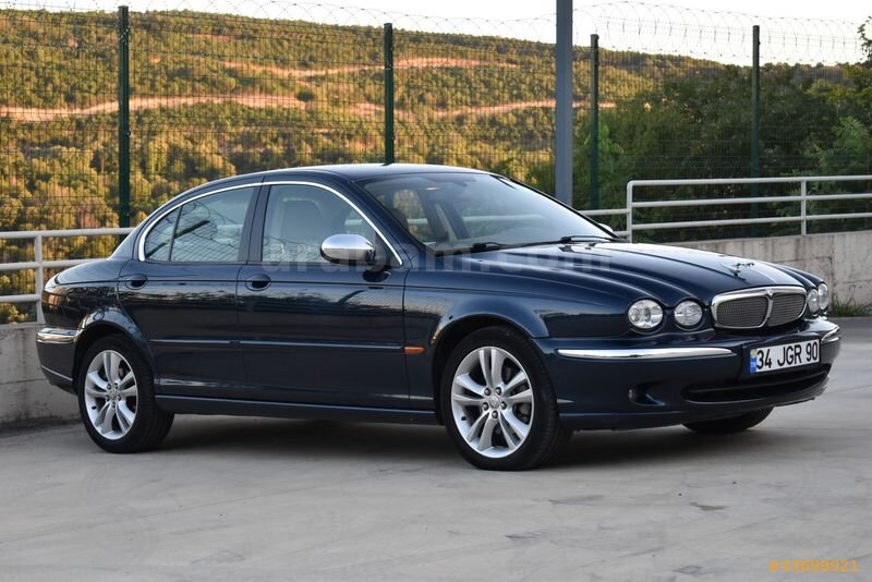 Galeriden Jaguar X-Type 2.1 Executive 2008 Model İstanbul 156.000 km Lacivert