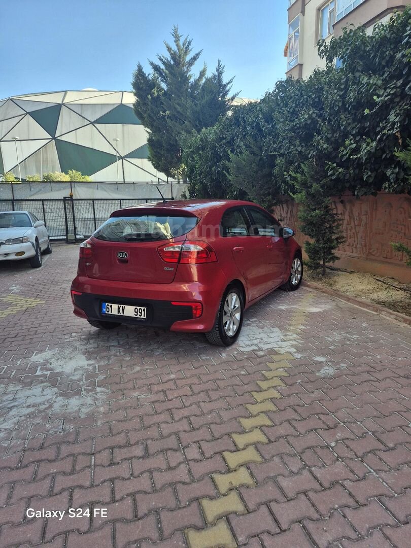 Sahibinden Kia Rio 1.4 CRDi Concept 2015 Model 3