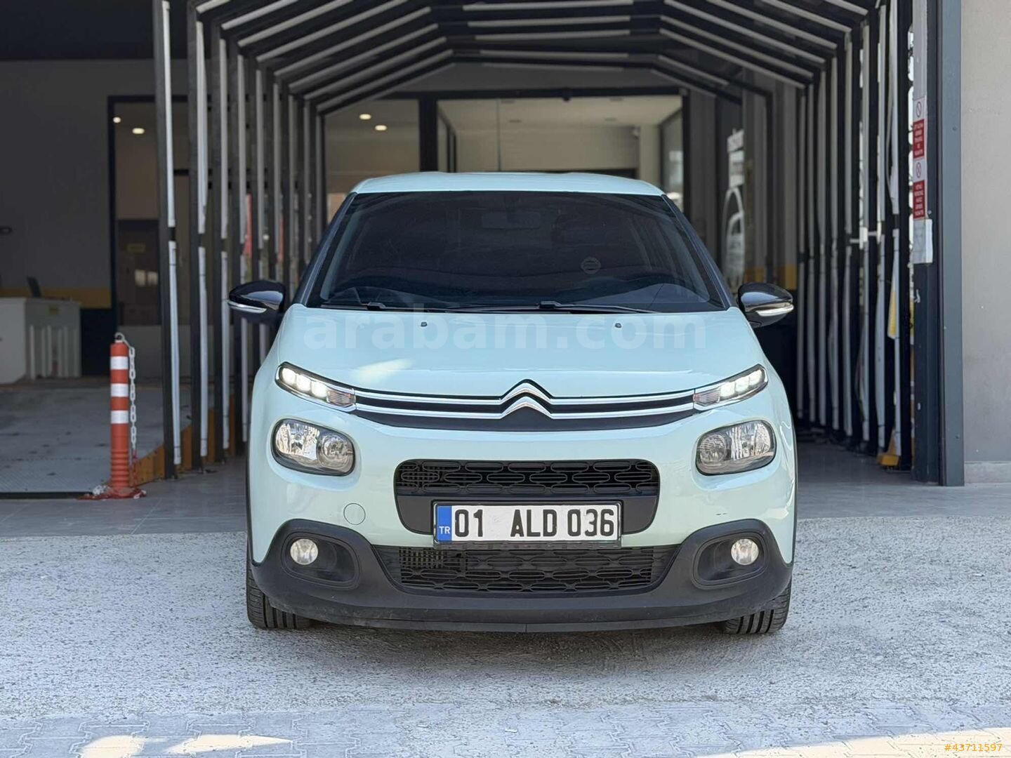 Galeriden Citroen C3 1.6 BlueHDI Feel 2017 Model Mersin 217.000 km Yeşil 2
