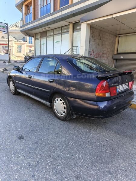Sahibinden Mitsubishi Carisma 1.6 GLX 1999 Model İstanbul 210.000 km Lacivert