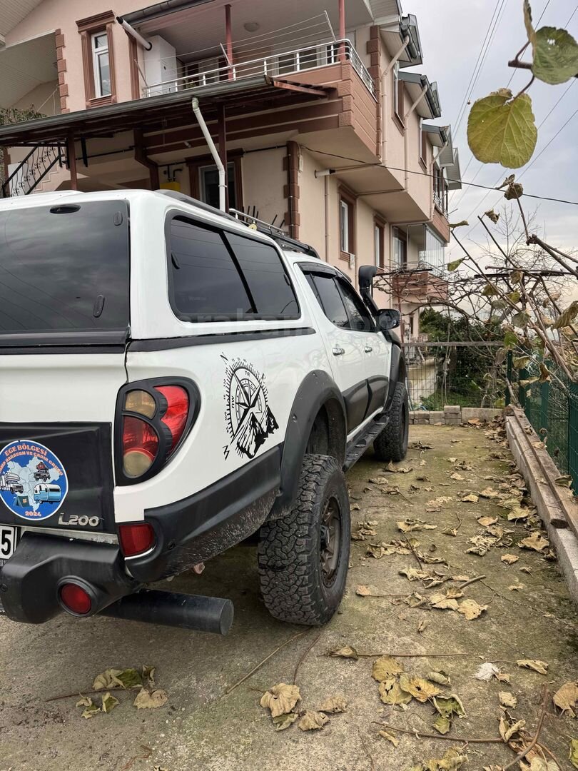 Off road donanımlı full donanımlı full paket l200 7