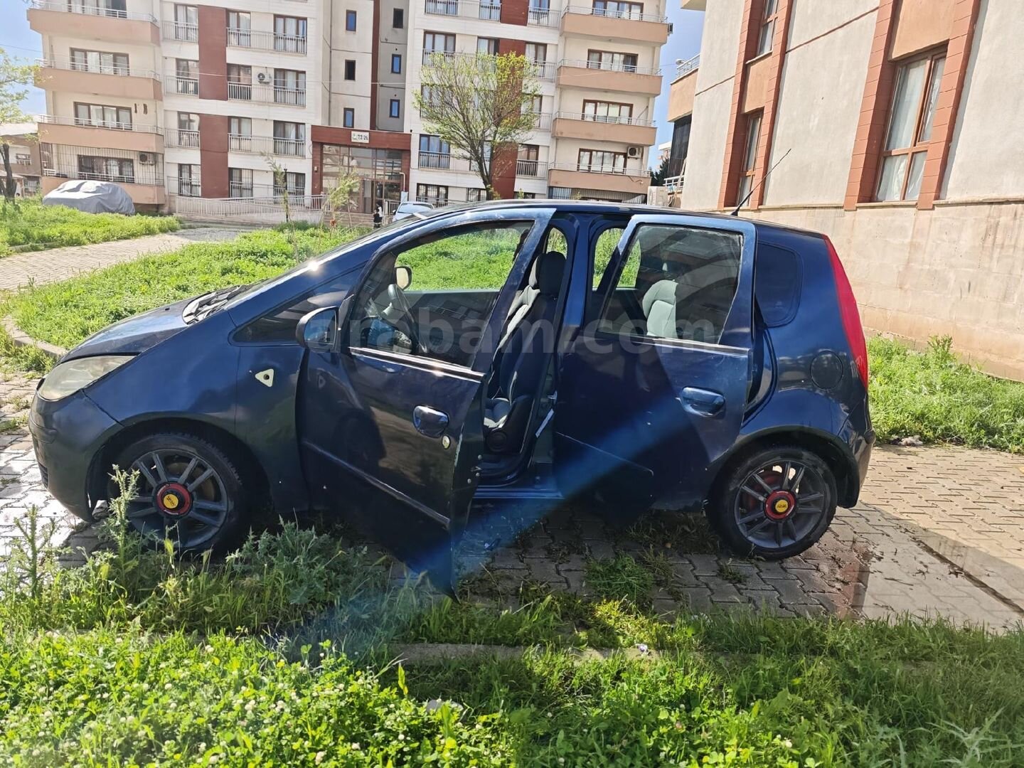 Sahibinden Mitsubishi Colt 1.5 DI-D Inform 2006 Model 3