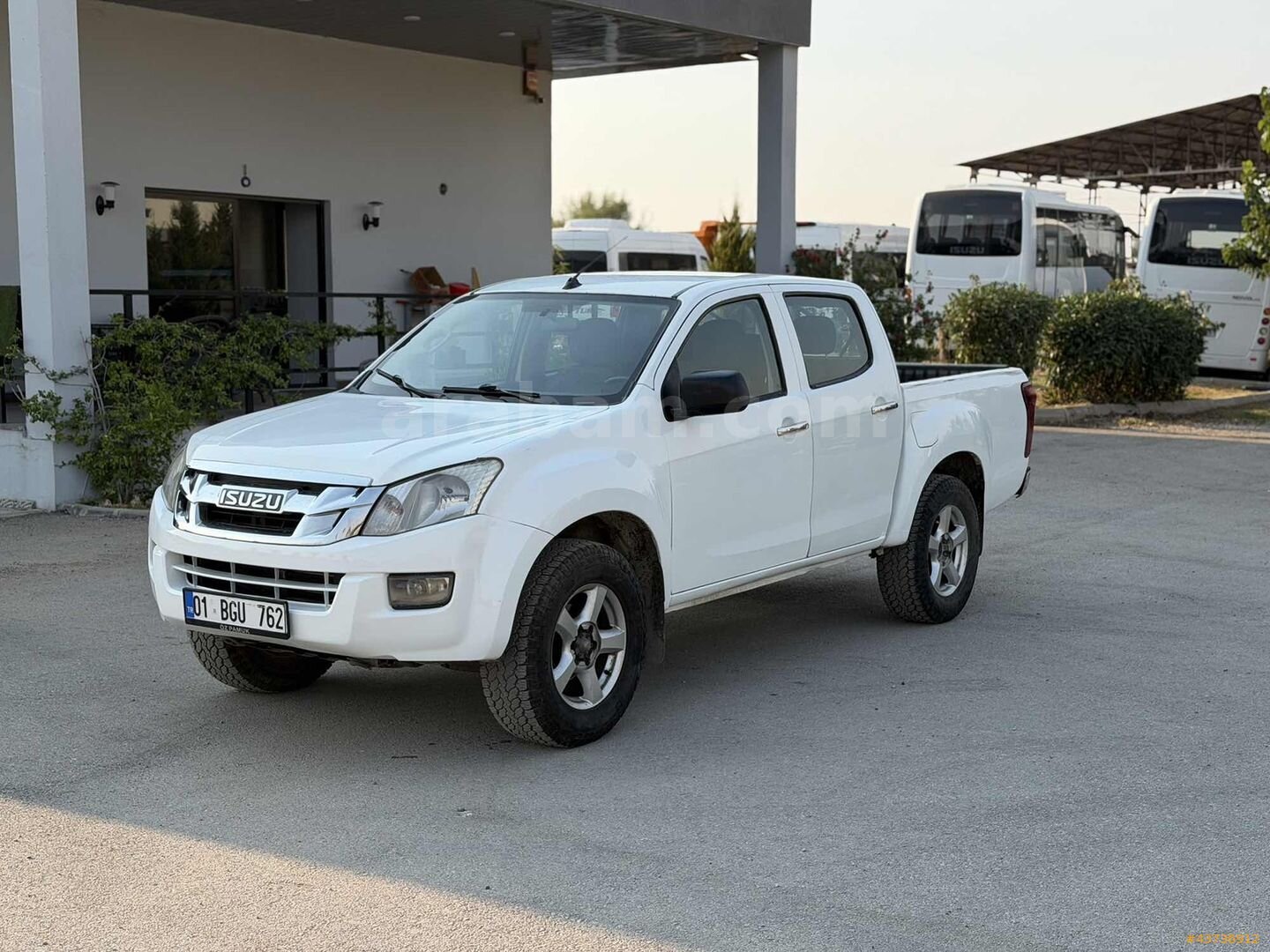 ÖZ PAMUK'DAN FATURALI ISUZU D-MAX 1