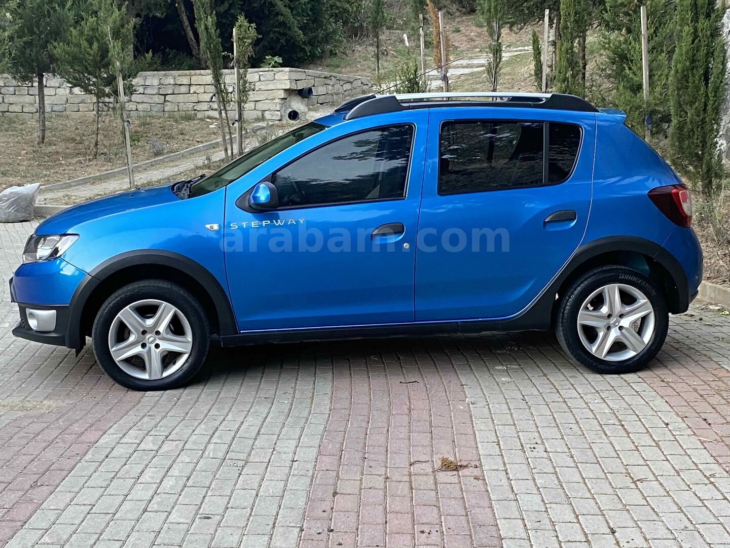 Galeriden Dacia Sandero 0.9 TCe Stepway Easy-R 2016 Model İstanbul 120.000 km Mavi 3
