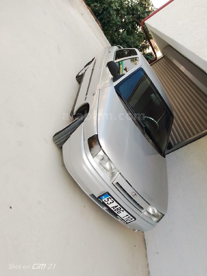 Sahibinden Lada Vega 1.5 2005 Model 164.000 km Gri (Gümüş) 4