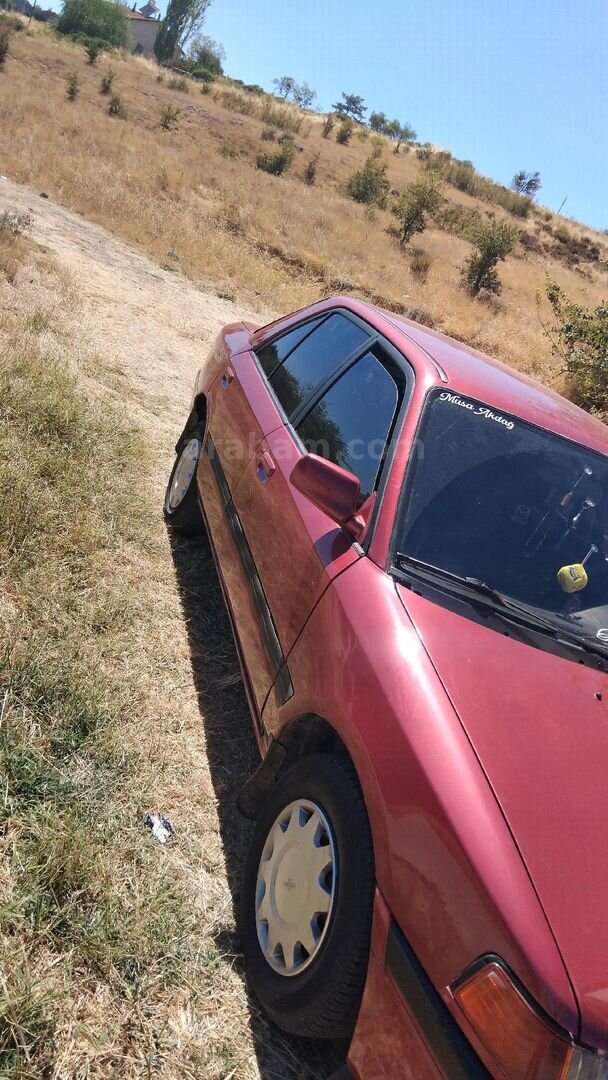 Sahibinden Mazda 323 1.6 GLX 1993 Model 6