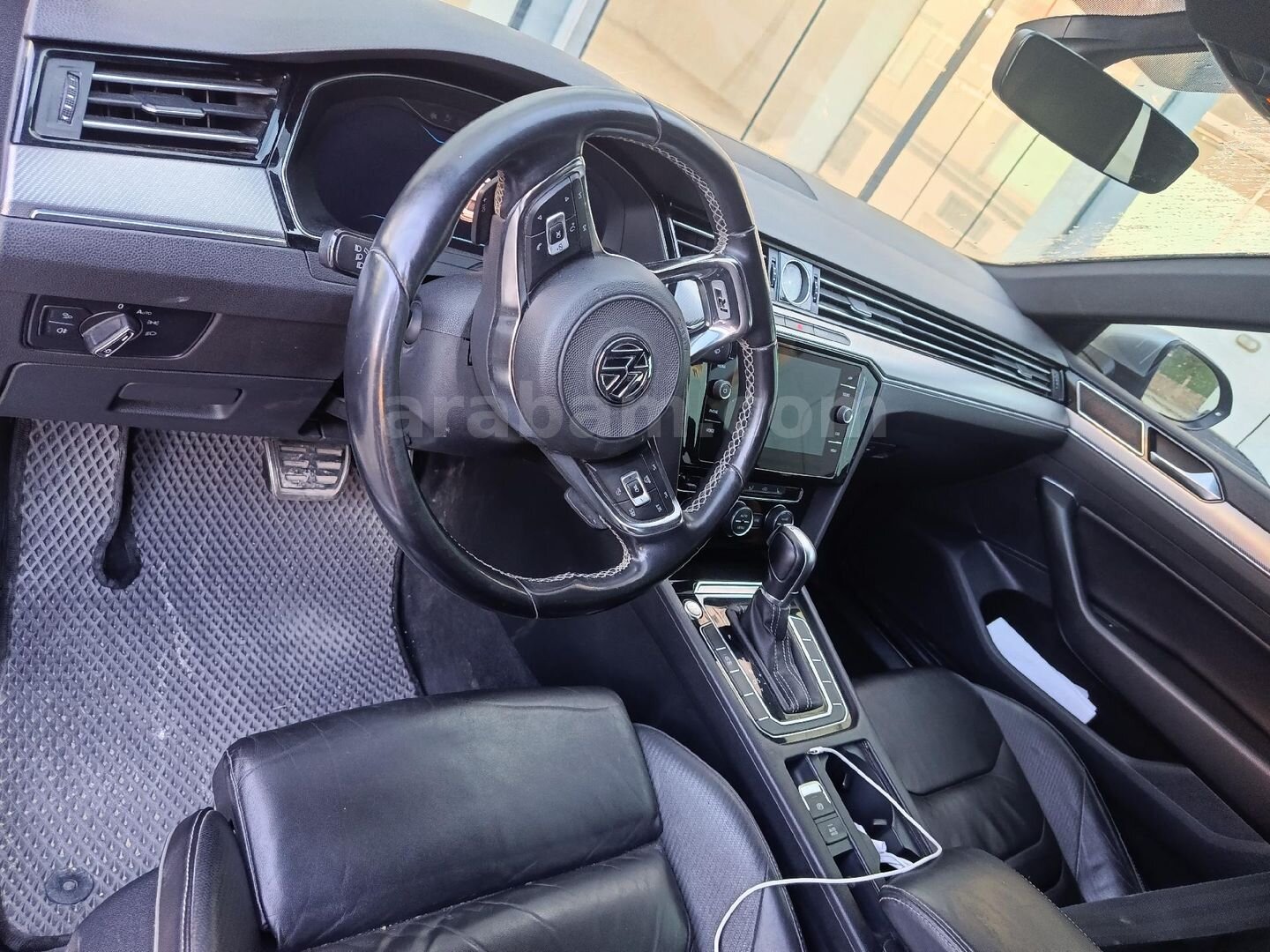 Sahibinden Volkswagen Arteon 1.5 TSI R Line 2018 Model İstanbul 134.000 km Gri 5