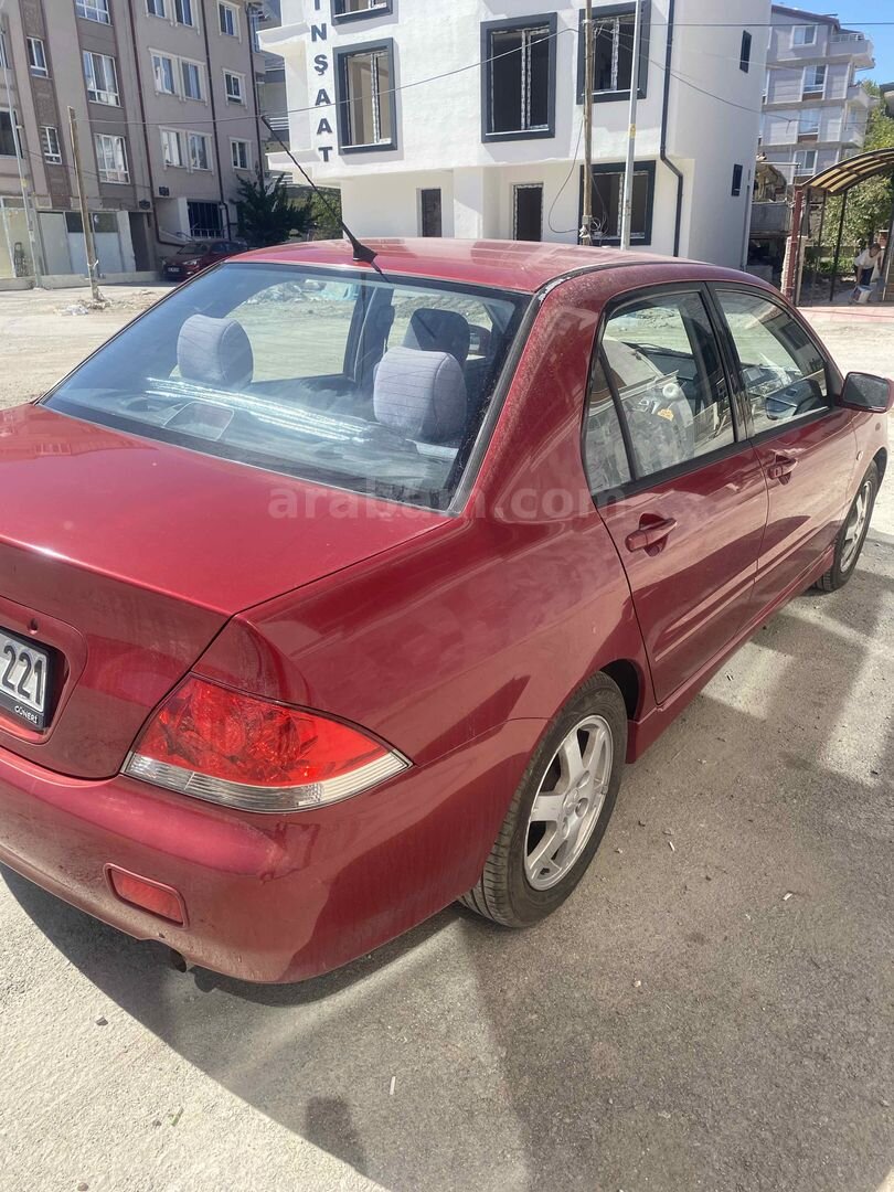 Sahibinden Mitsubishi Lancer 1.6 Invite 2004 Model 132100 km Kırmızı 5