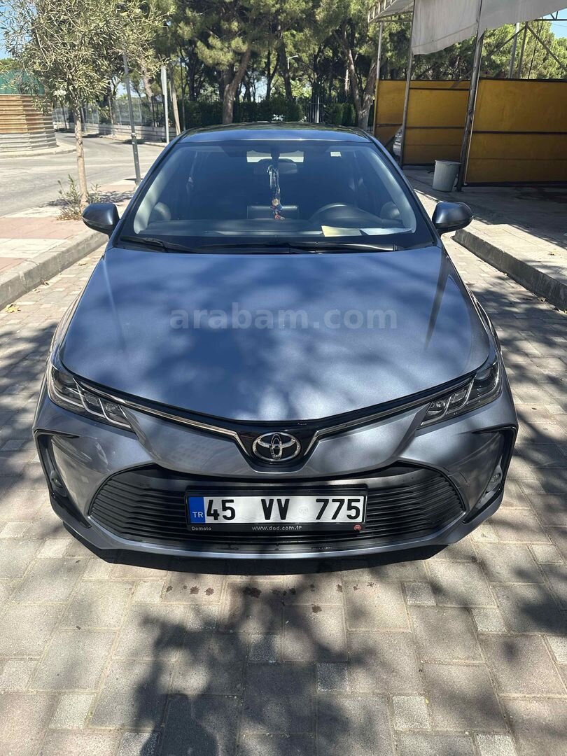 Sahibinden Toyota Corolla 1.5 Vision 2022 Model Manisa 69.000 km