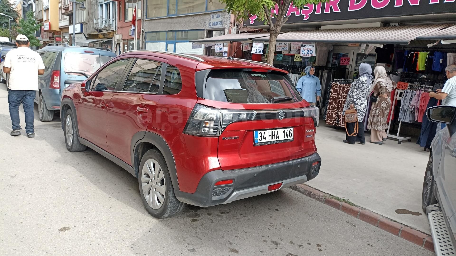 Sahibinden Suzuki S-Cross 1.4 Hybrit Allgrip GL Elegance 2023 Model 4