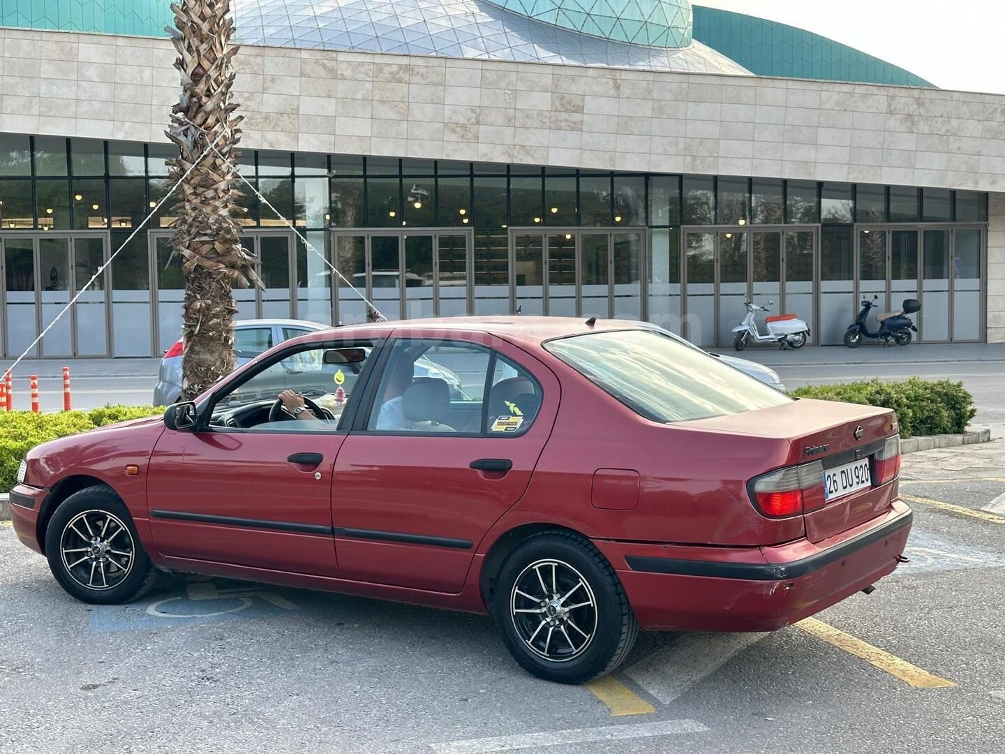 Sahibinden Nissan Primera 1.6 GX 1997 Model 2