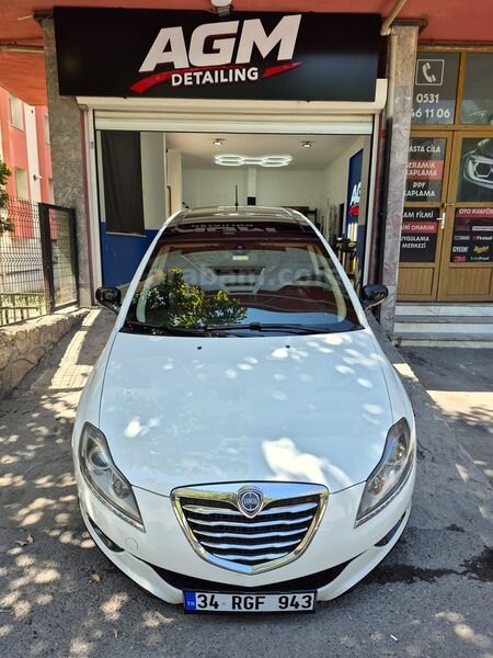 Sahibinden Lancia Delta 1.6 MJet 2011 Model İstanbul 230.000 km Beyaz