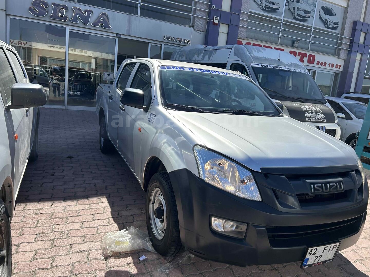 Galeriden Isuzu D-Max 2.5 4x2 2016 Model 7 adet 2011 3 adet 2013 2 adet 2016 2adetvar Konya 3