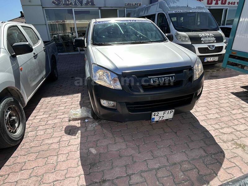 Galeriden Isuzu D-Max 2.5 4x2 2016 Model 7 adet 2011 3 adet 2013 2 adet 2016 2adetvar Konya