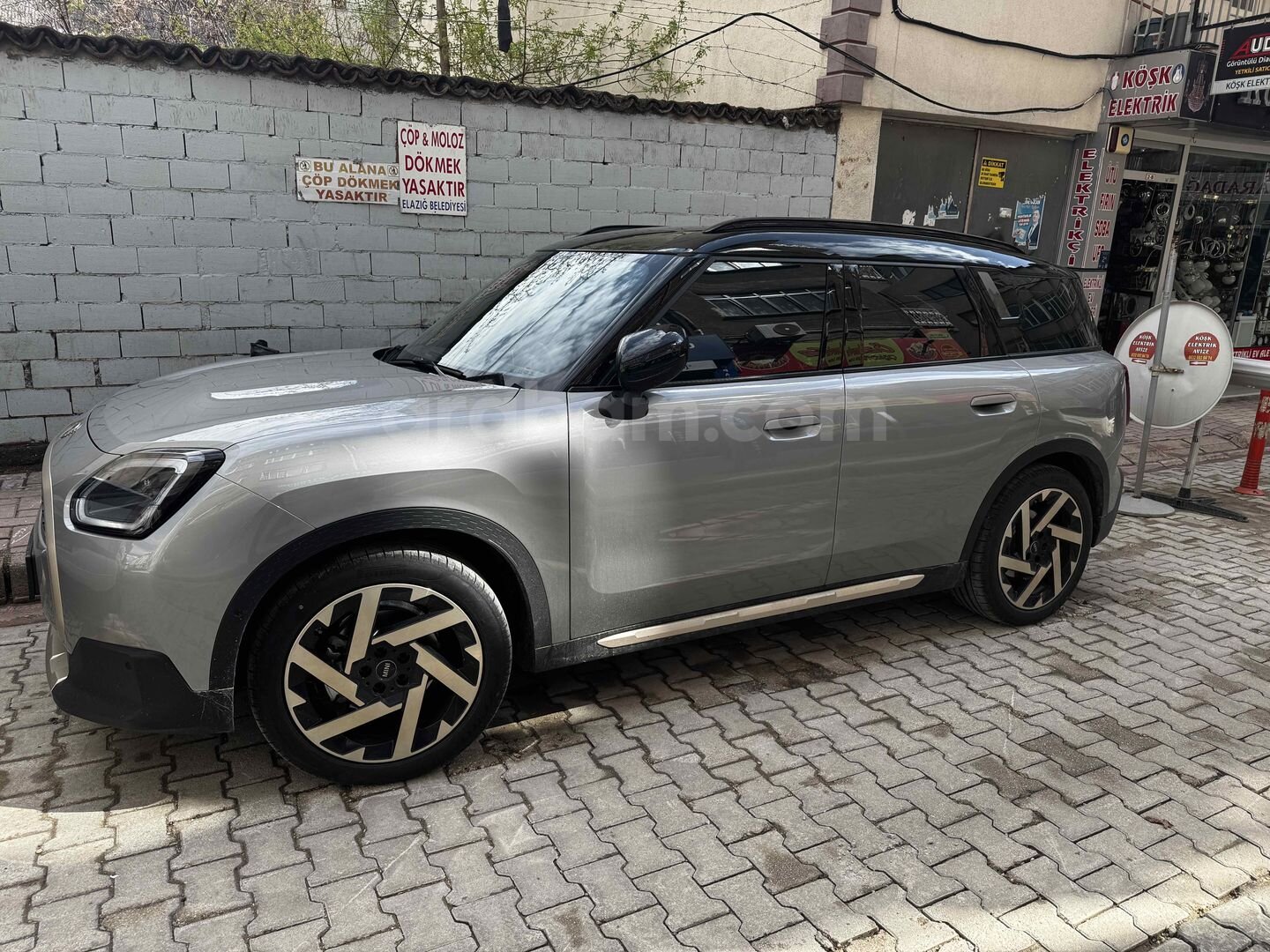 Sahibinden Mini Countryman E Favoured 2025 Model 4