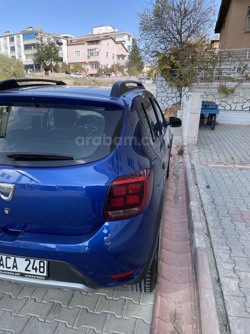 Sahibinden Dacia Sandero 1.5 BlueDCI Stepway 2020 Model 2