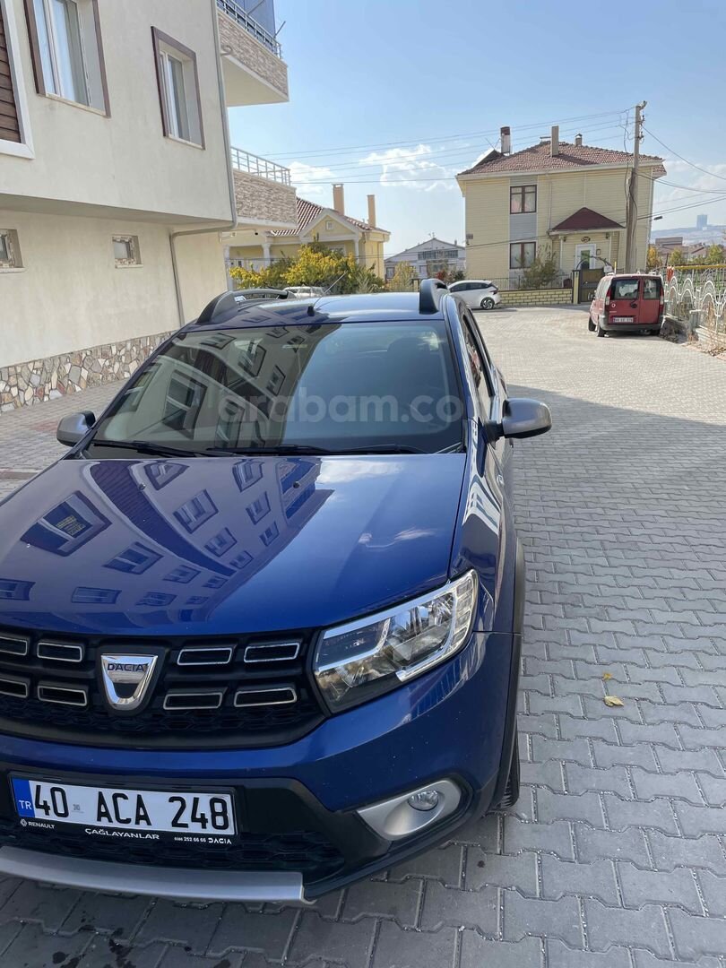 Sahibinden Dacia Sandero 1.5 BlueDCI Stepway 2020 Model 1