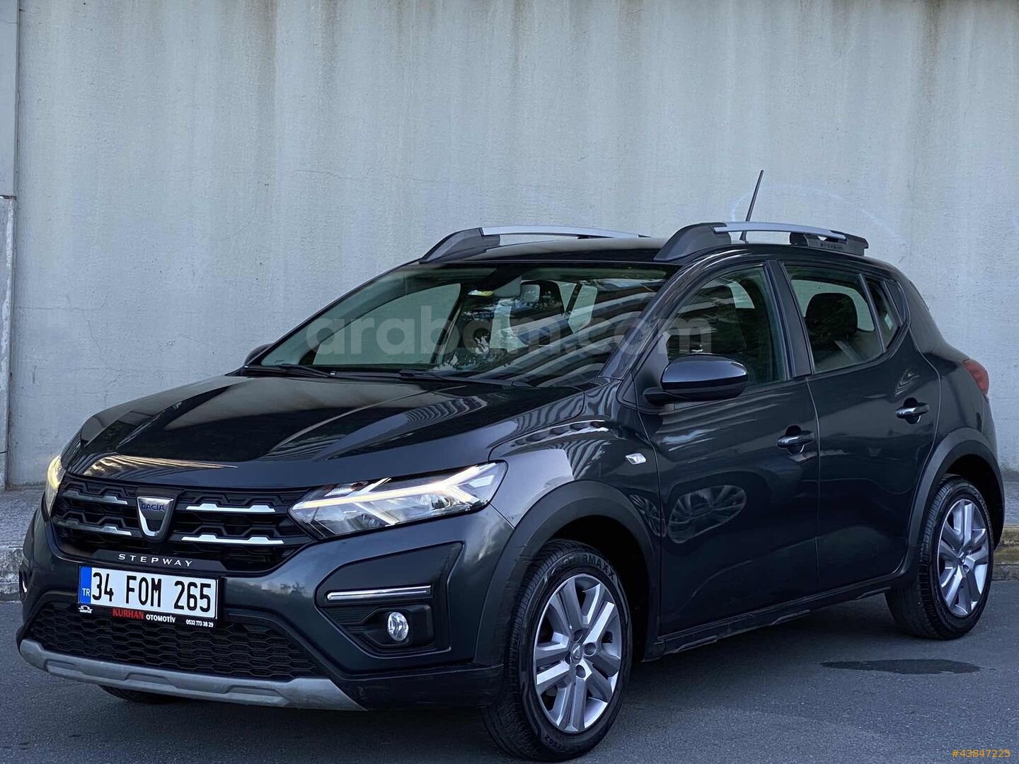 Galeriden Dacia Sandero 1.0 TCe Prestige 2022 Model İstanbul 180.000 km Füme 4